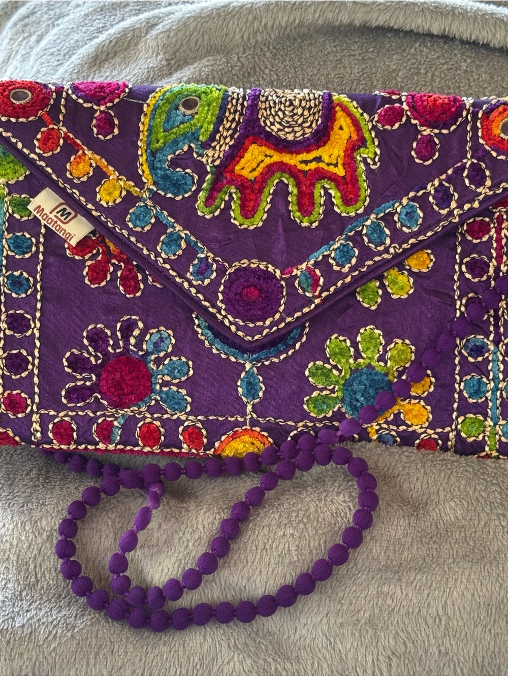 Maatangi Embroidered Artsy Crossbody Purse